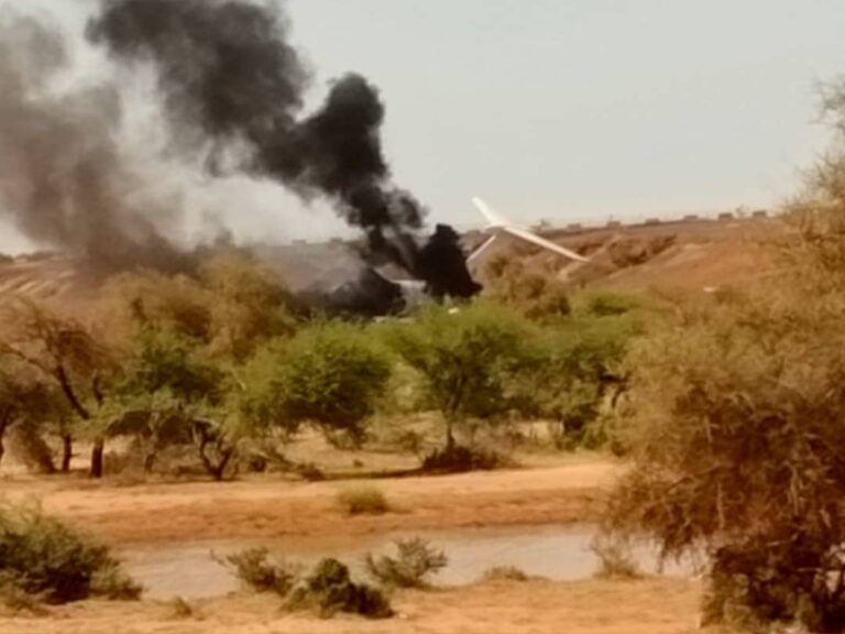 Mali: Un avion militaire s'est écrasé à Gao, un lourd bilan redouté