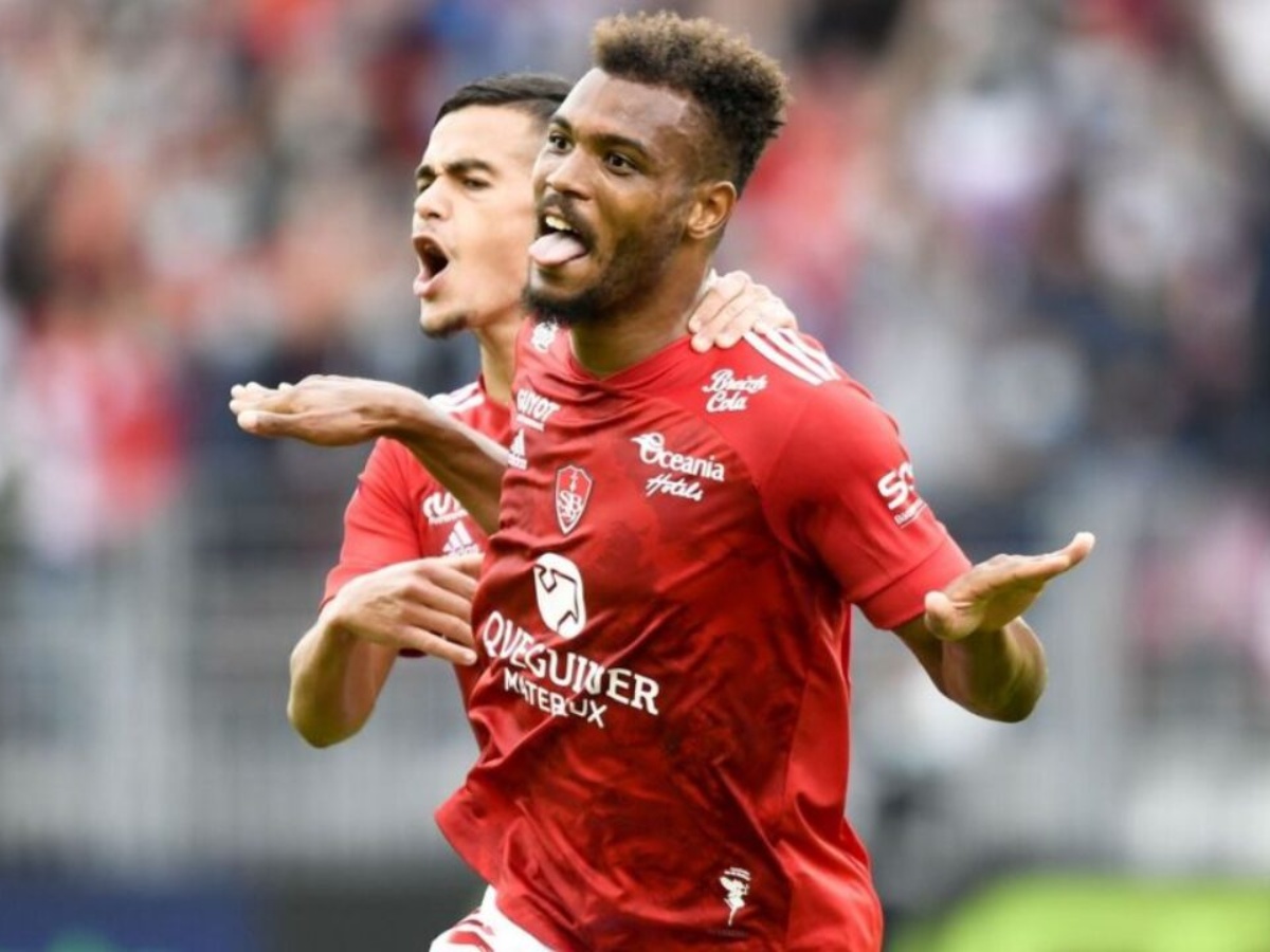 France: Steve Mounié propulse le Stade Brestois à la tête de la Ligue 1