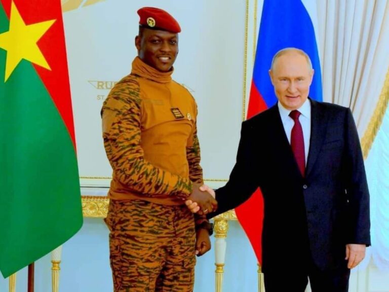 La Russie va construire une centrale nucléaire au Burkina Faso