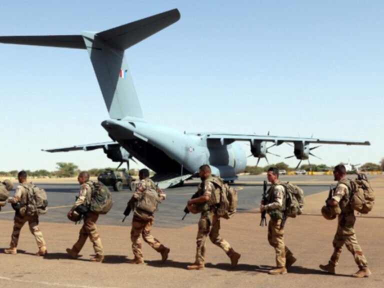 Les premiers soldats français ont quitté Niamey