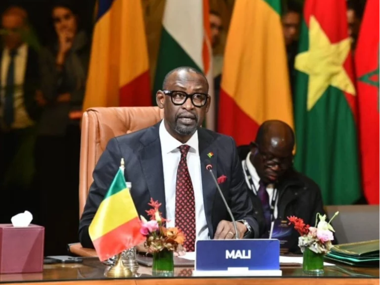 Le Mali réagit à l'appel au dialogue avec la Cédéao
