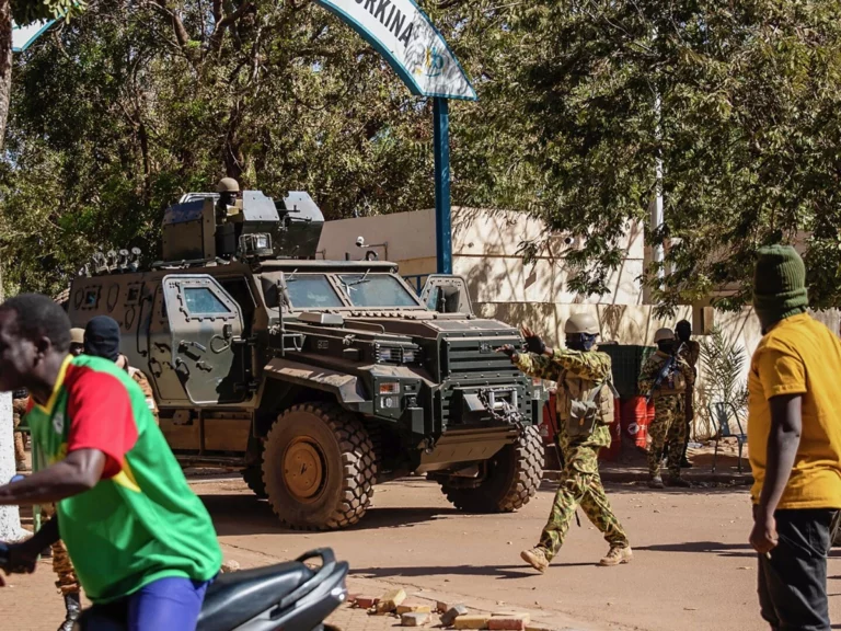 Burkina Faso: 15 fidèles tués dans une attaque terroriste