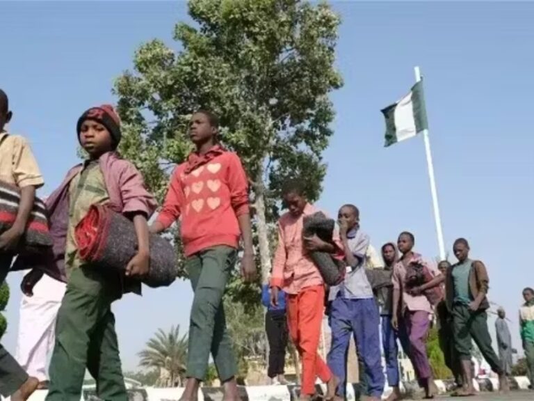 Nigeria: libération de plus de 200 élèves enlevés début mars