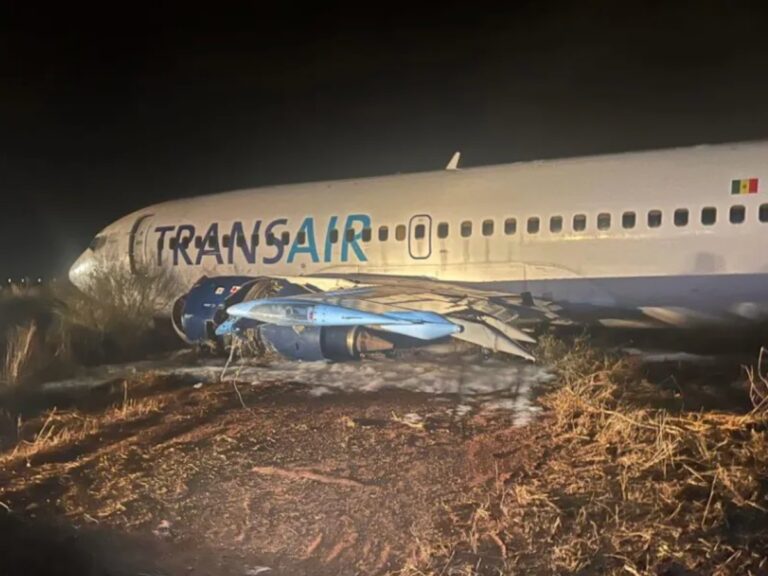 Sénégal: un avion fait une sortie de piste à l'aéroport de Dakar, plusieurs blessés