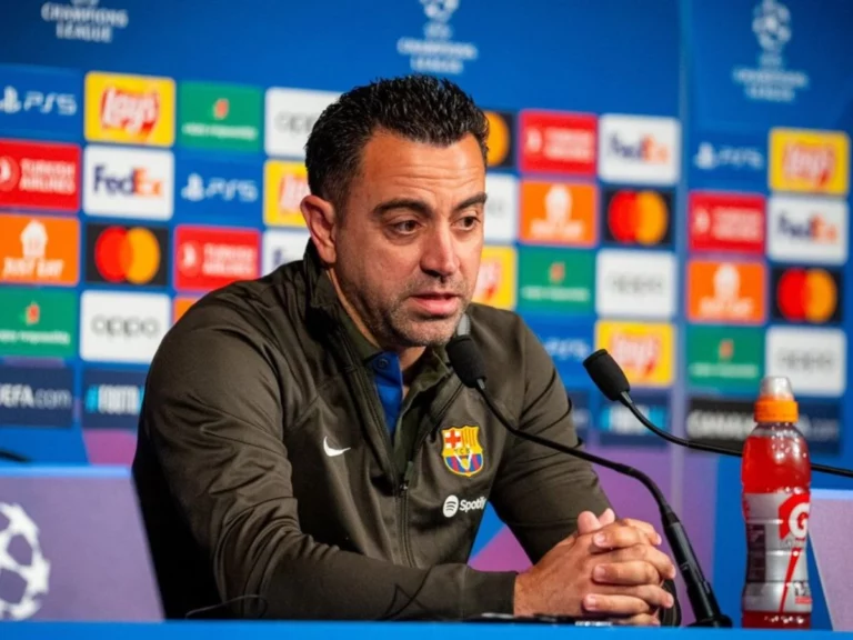 FC Barcelone: Xavi Hernandez démis de ses fonctions (officiel)