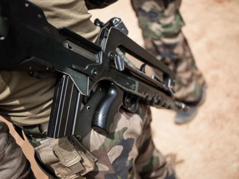 Centrafrique: 2 franco-algériens arrêtés avec des armes à Bangui